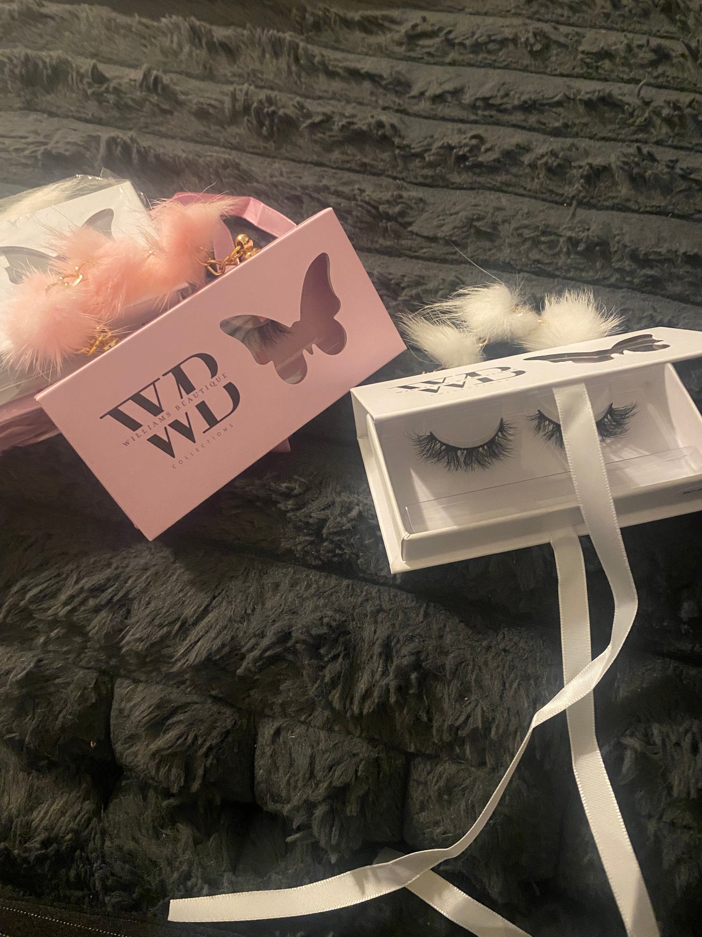 NATURAL MINK LASHES